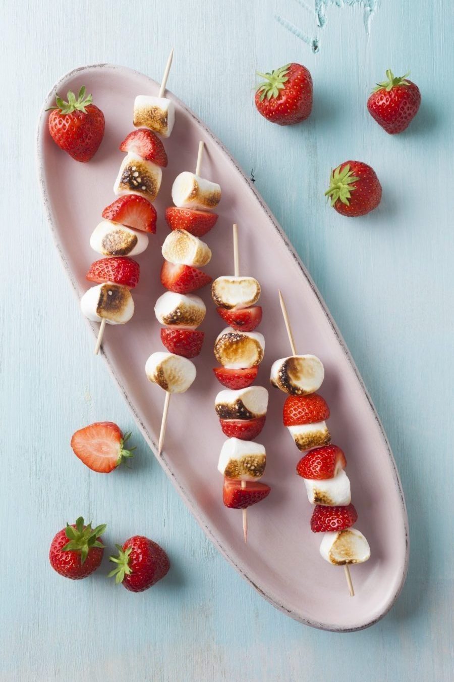 Dessert vom Grill: Erdbeer-Marshmallow-Spieße | Grillen und Chillen